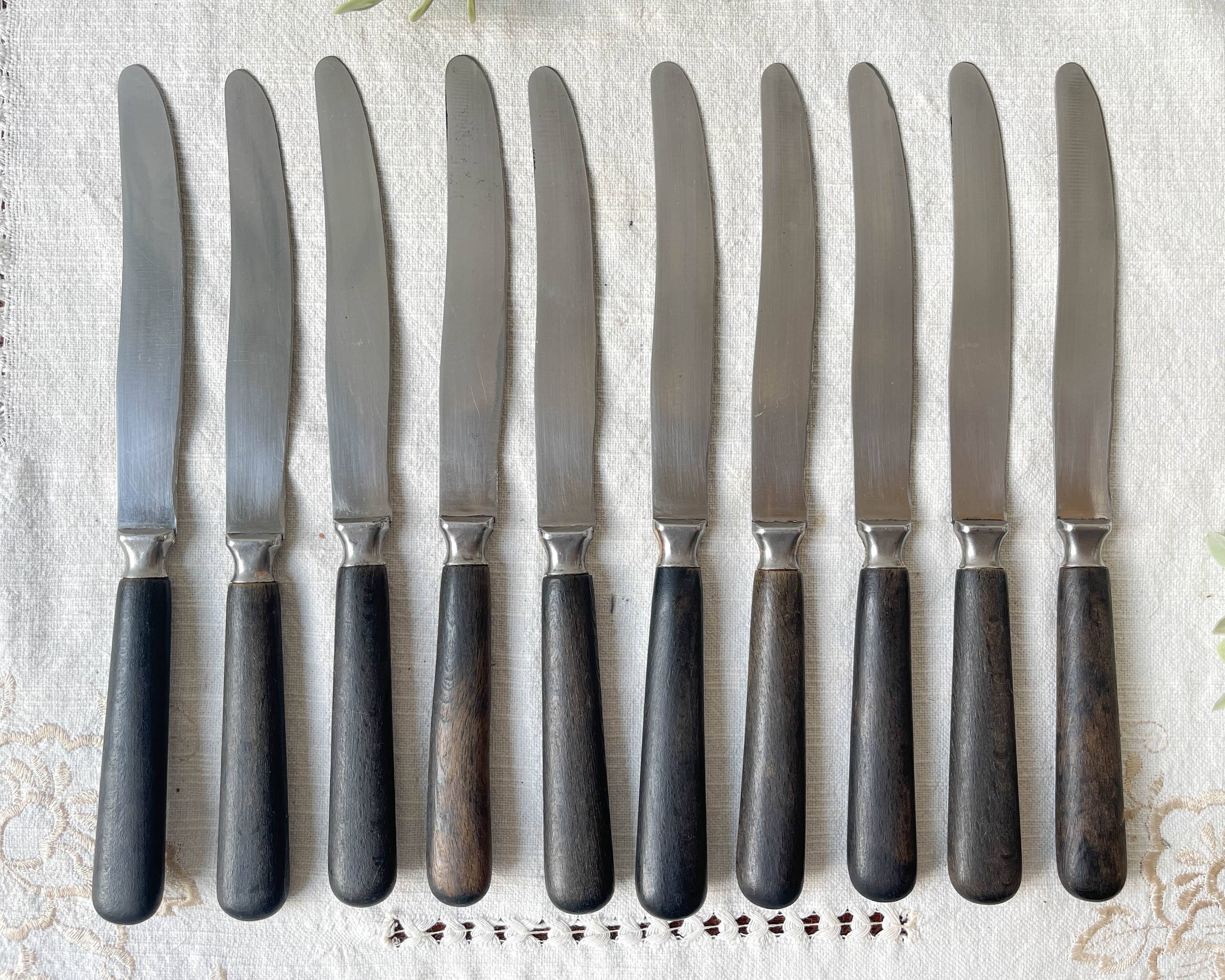 10 Vintage knives in wood and steel LA ROSE, silver medal, France