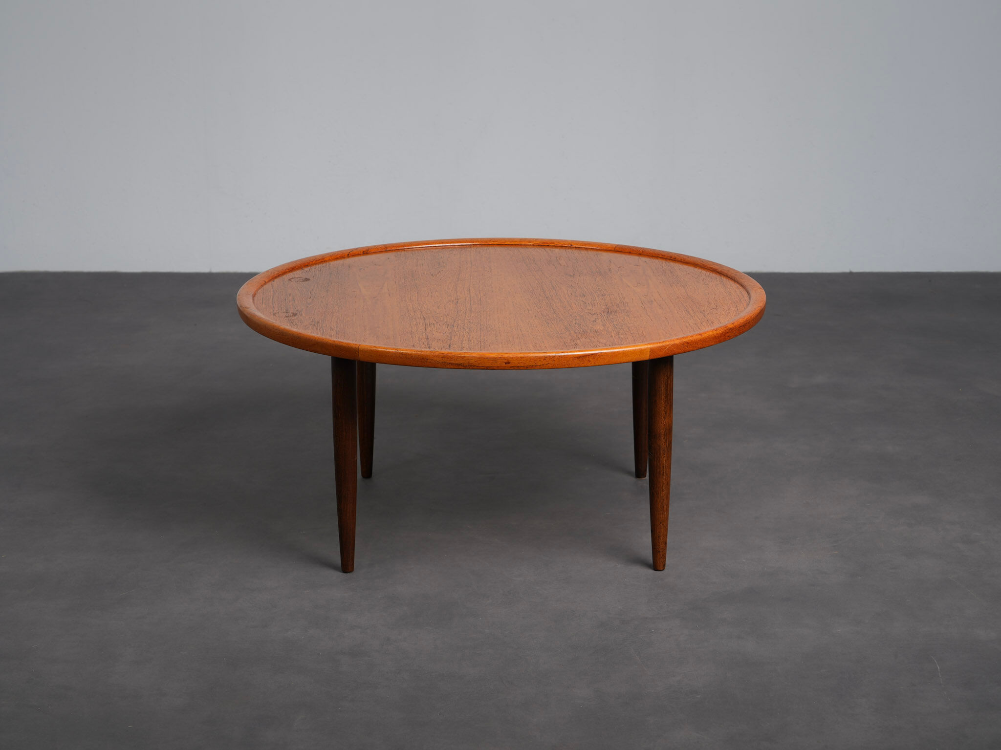 Table basse ronde en teck moderne scandinave, Danemark, années 1960