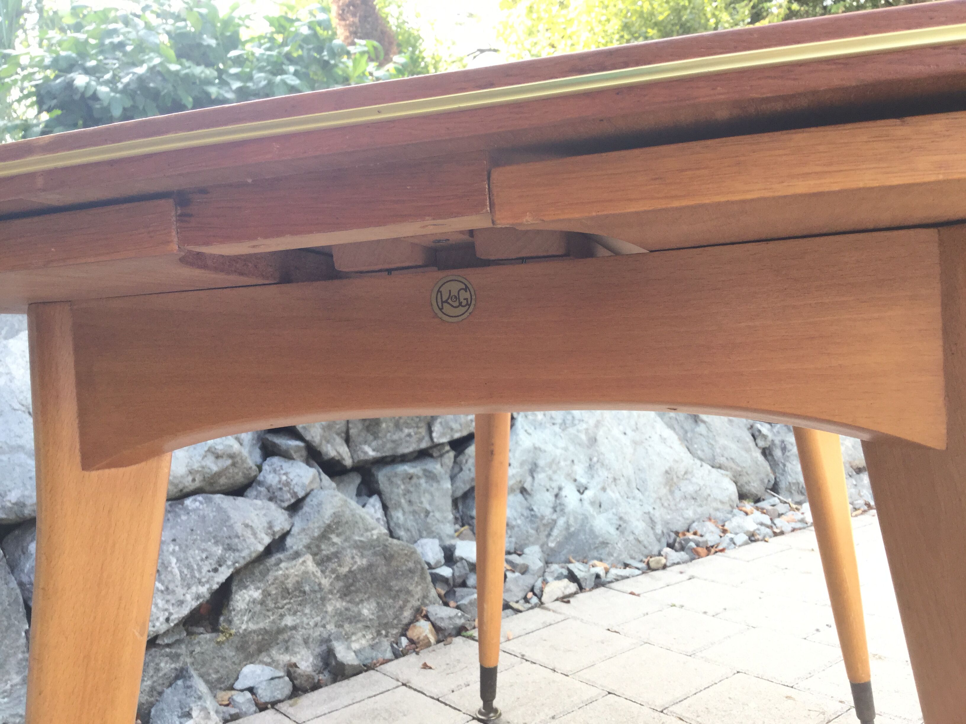 Table system "up and down"