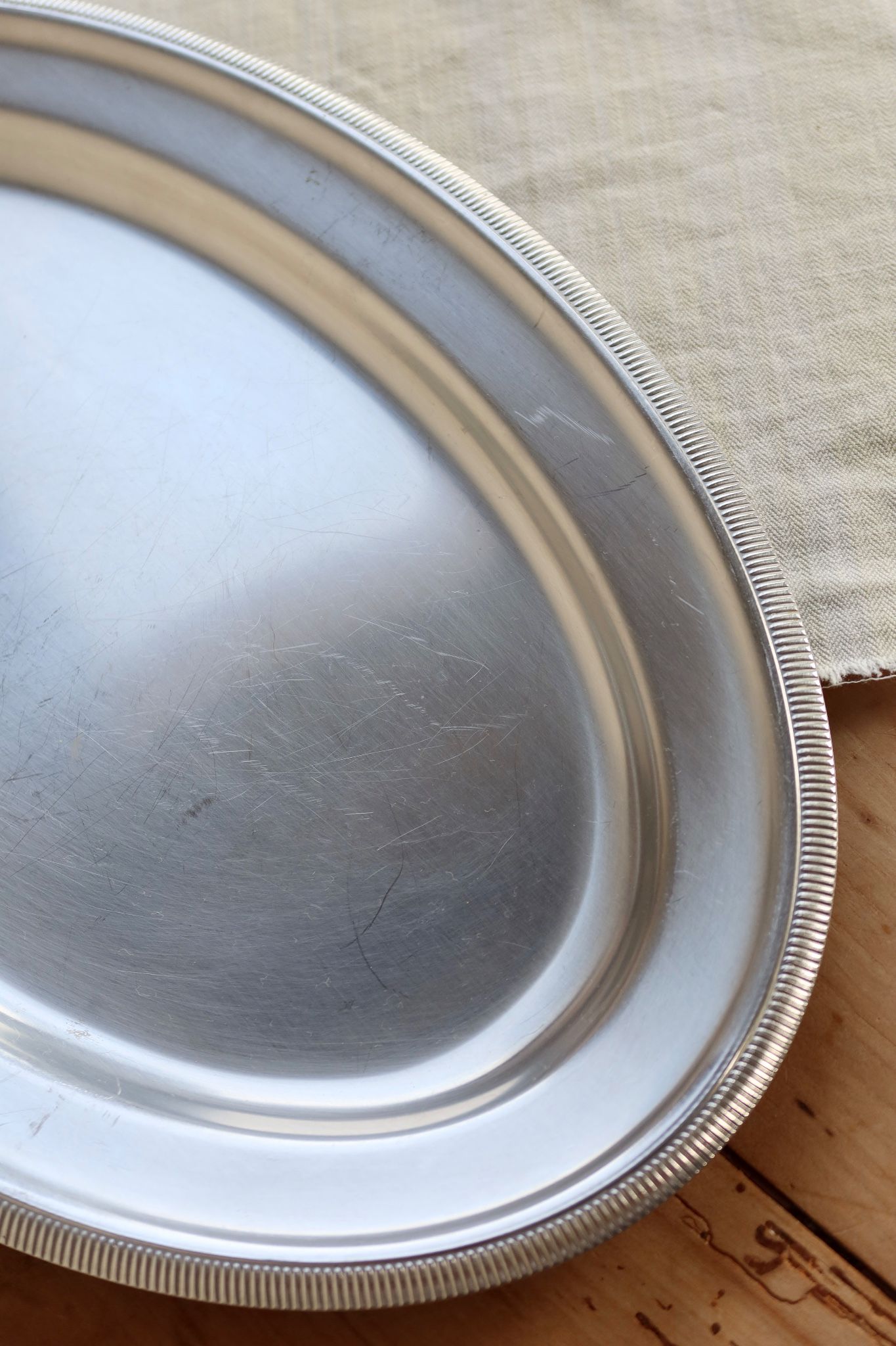 Vintage serving dish Rémy Letang silver-plated - Stylised border