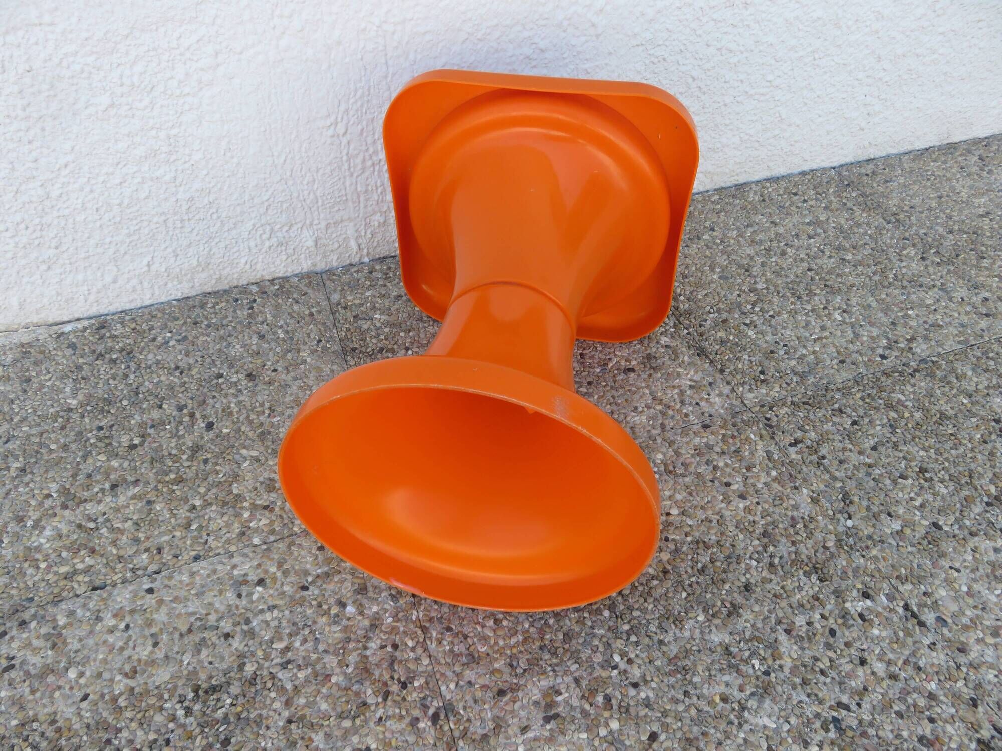 "Selup" orange plastic stool, pure 1970s design, France.