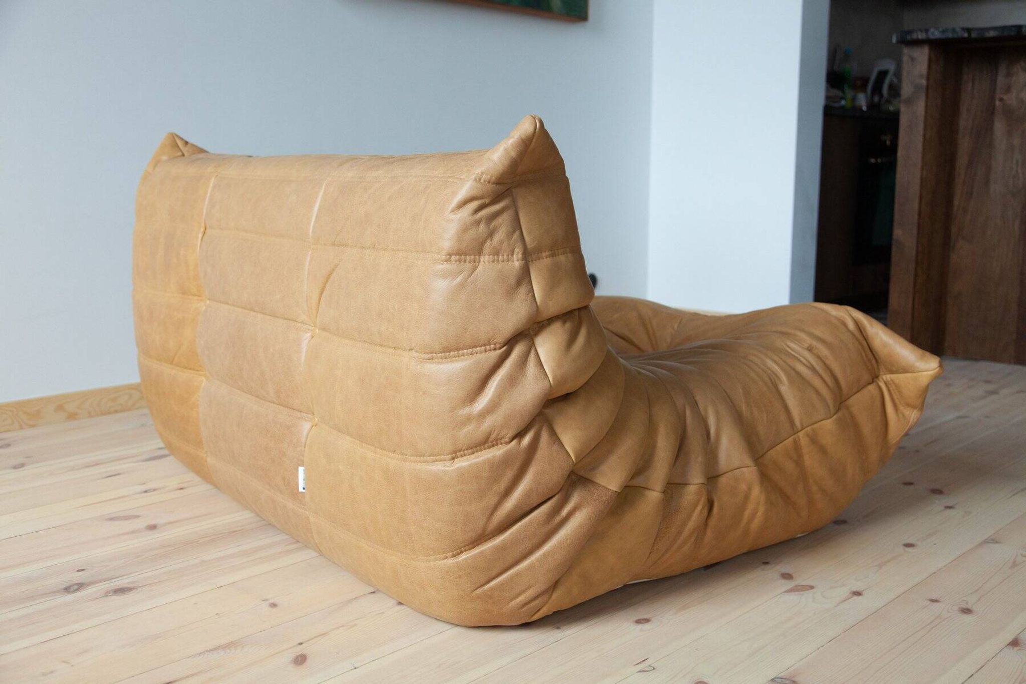 Camel brown leather Togo 2-seater sofa attributed to Michel Ducaroy for Ligne Roset