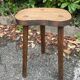 Tabouret tripode