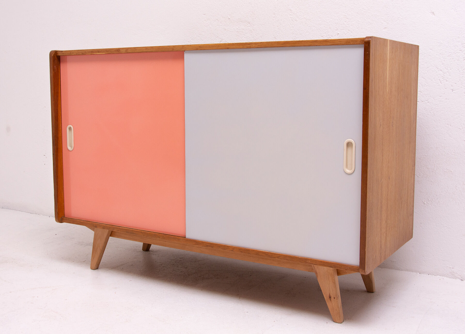 Sideboard No. U-452 by Jiří Jiroutek, 1960, Czechoslovakia