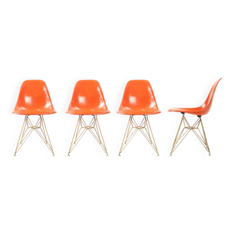 Chaise à piètement Eiffel orange par Charles et Ray Eames pour Herman Miller, années 1960