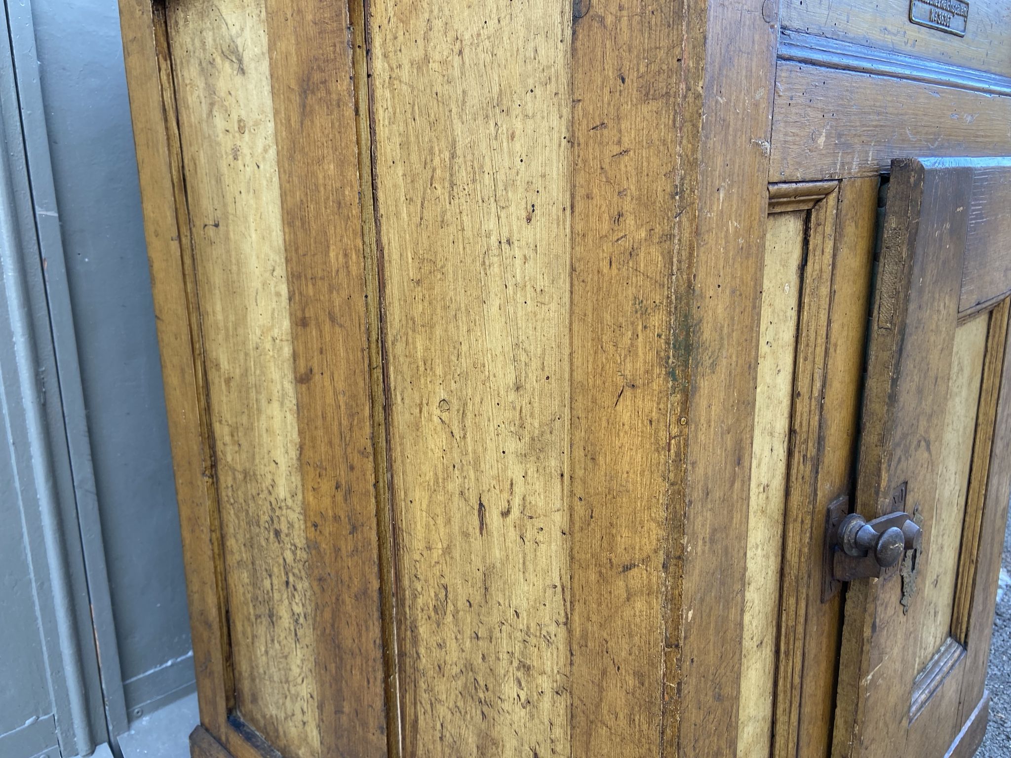 Wooden cooler fir period 1900