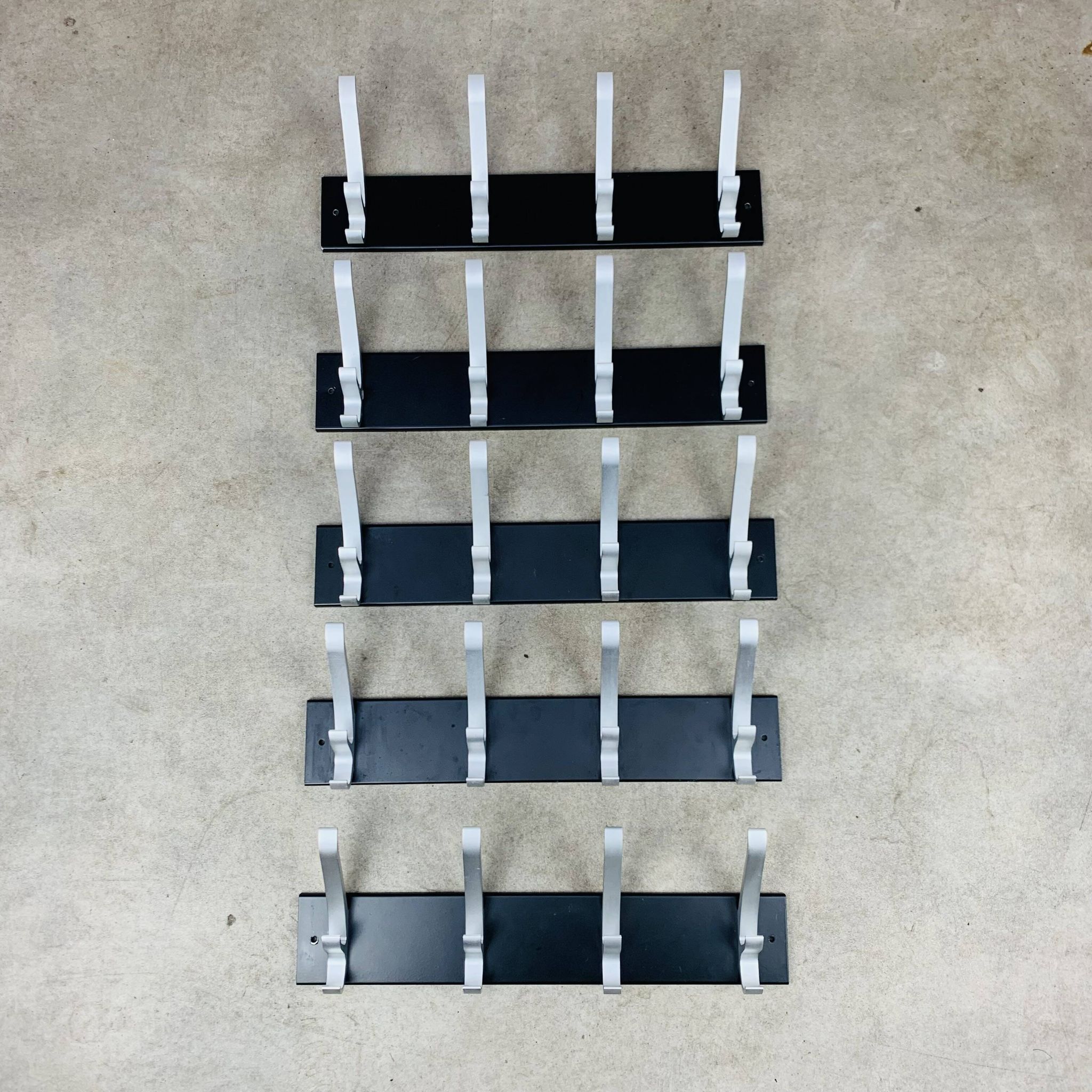Portemanteau mural 4 patères design modèle Cyprès d'Unilux