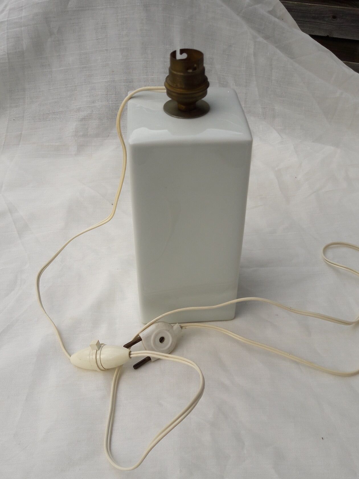 White porcelain lamp foot