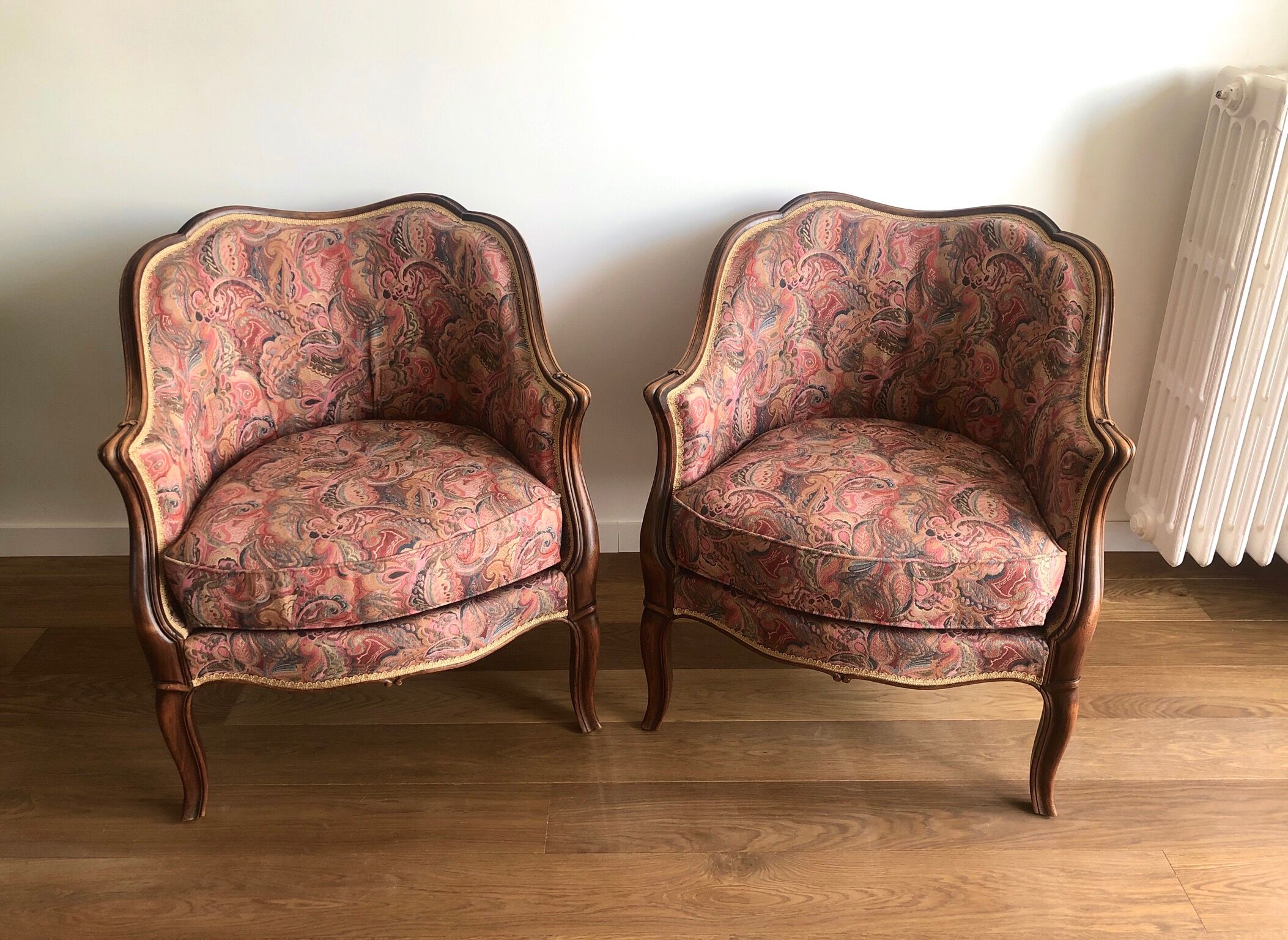 Pair of shepherdesses