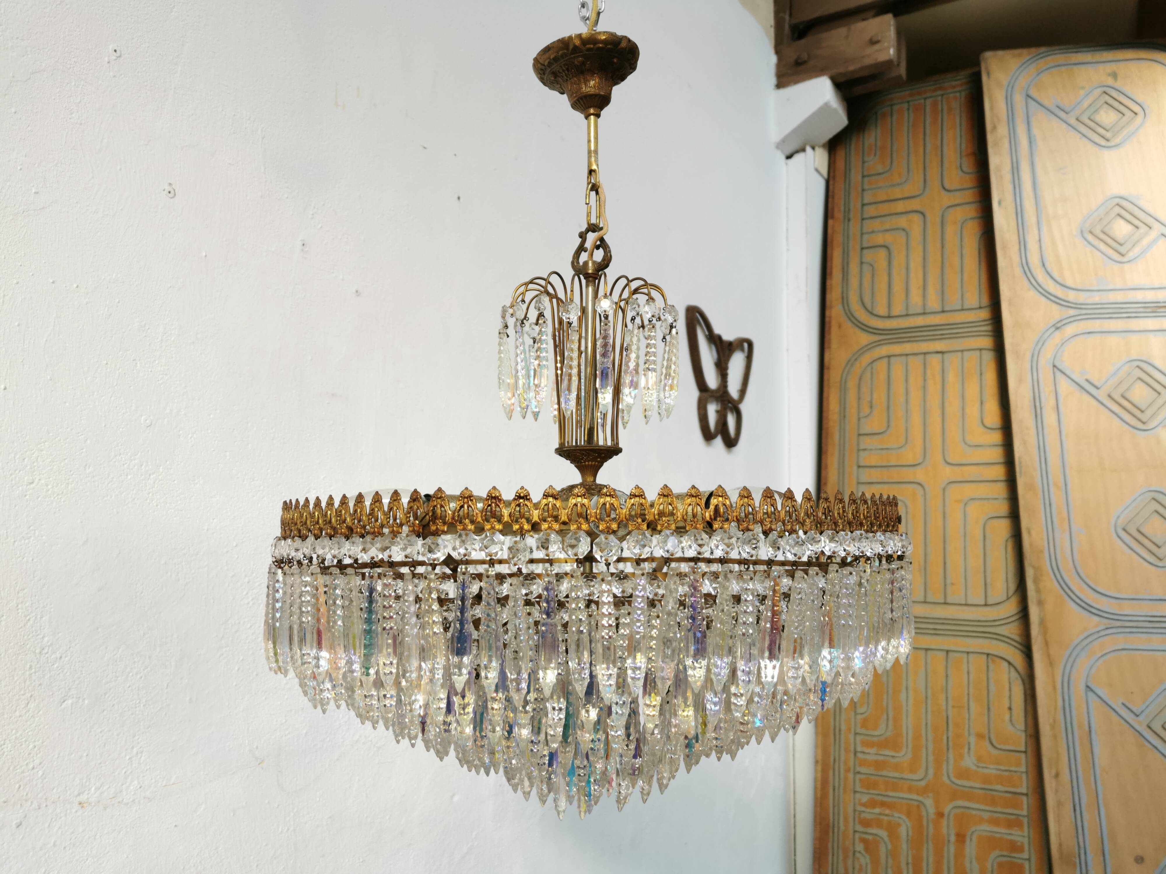 Vintage chandelier 8 lights and brass
