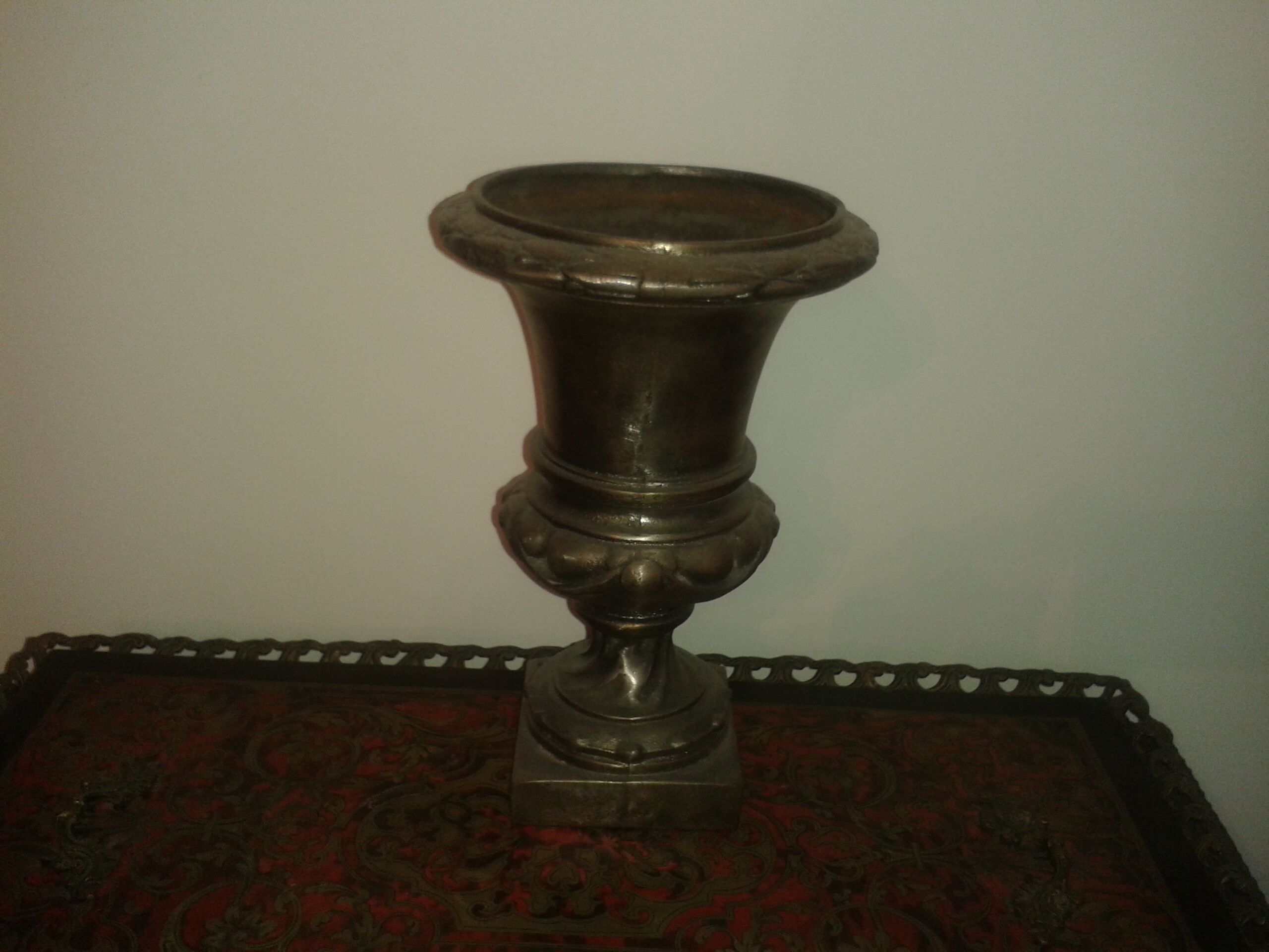Cast iron Medici vase