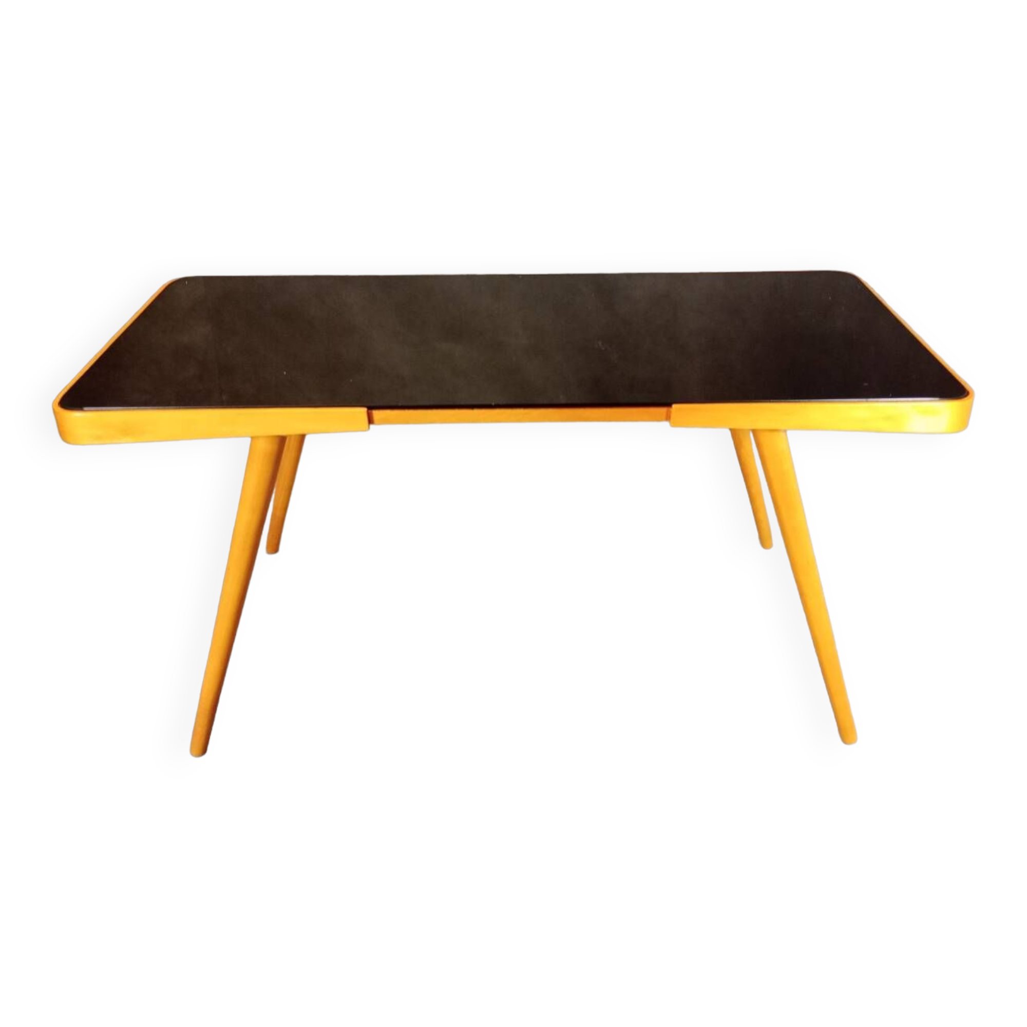 Table basse Jiri Jiroutek par Cesky Nabytok