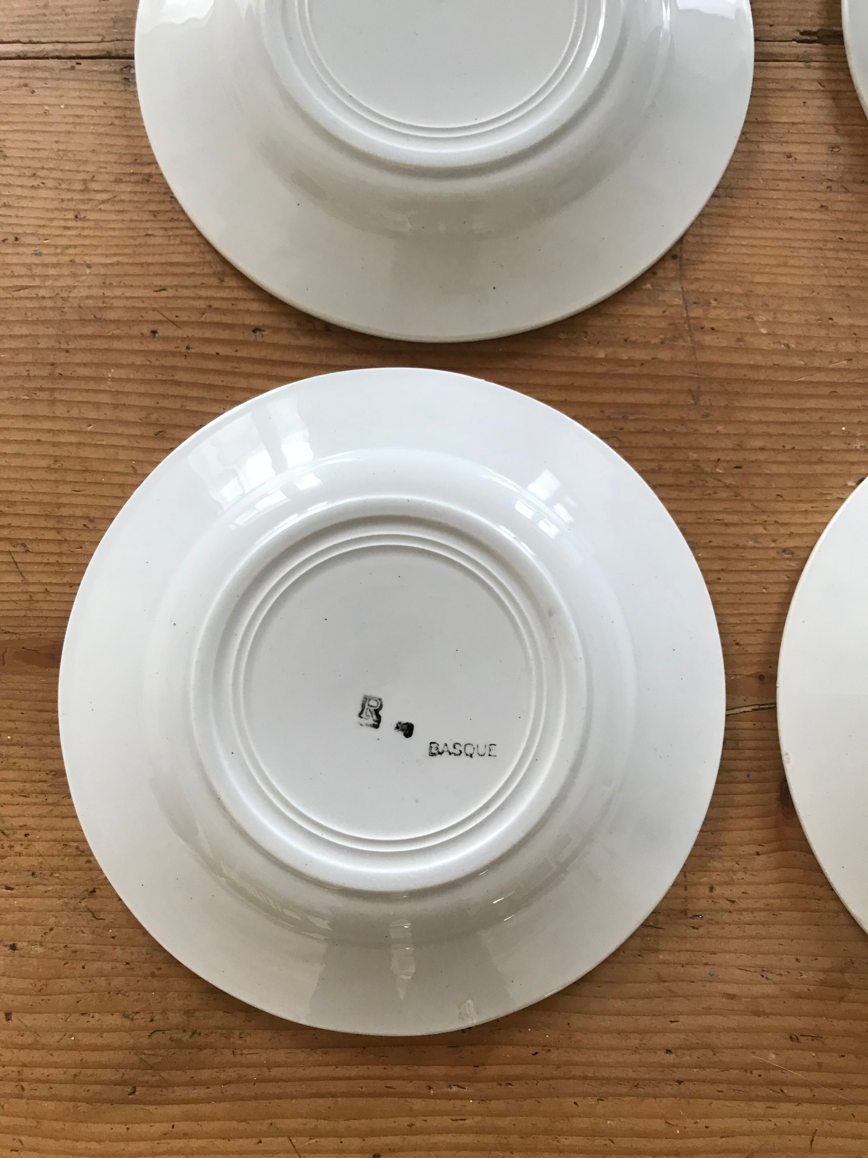 Basque dessert plates