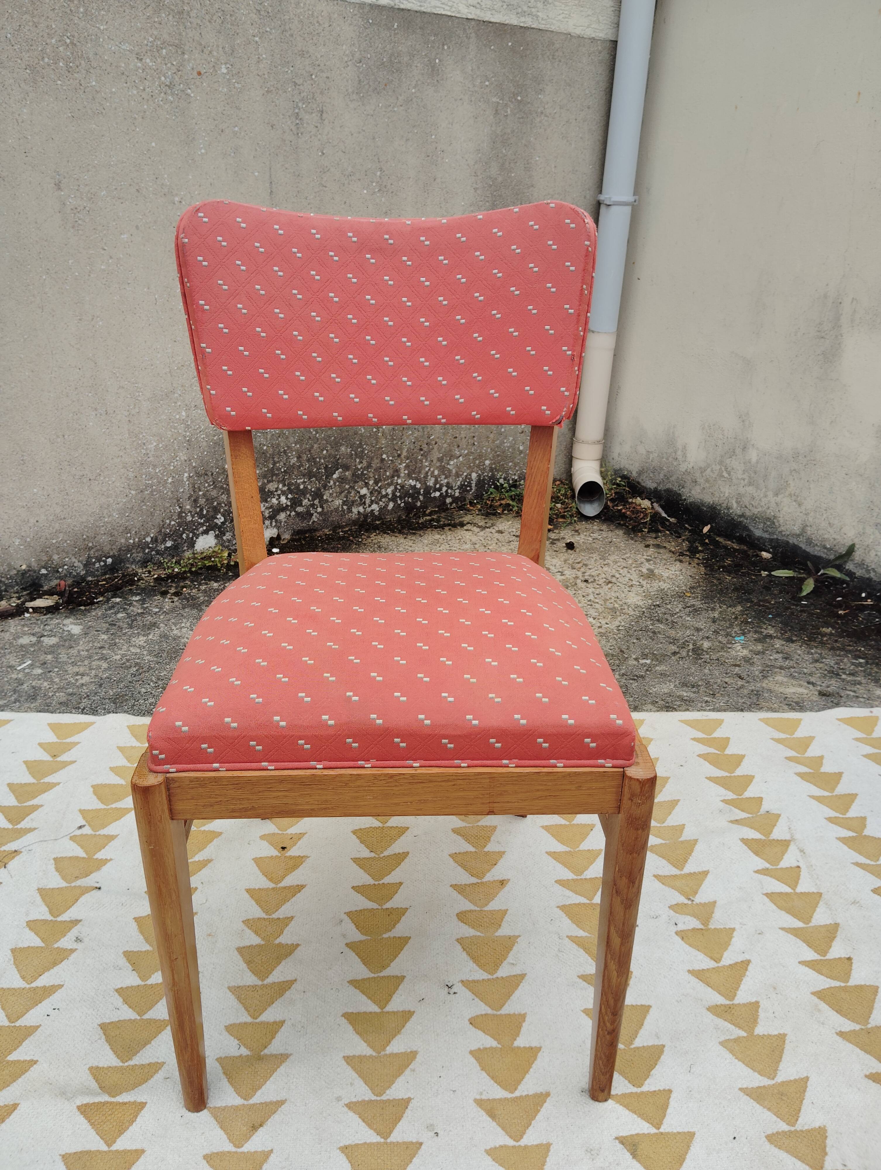 Set 6 chaises vintage structure chêne assise et dossier rouges