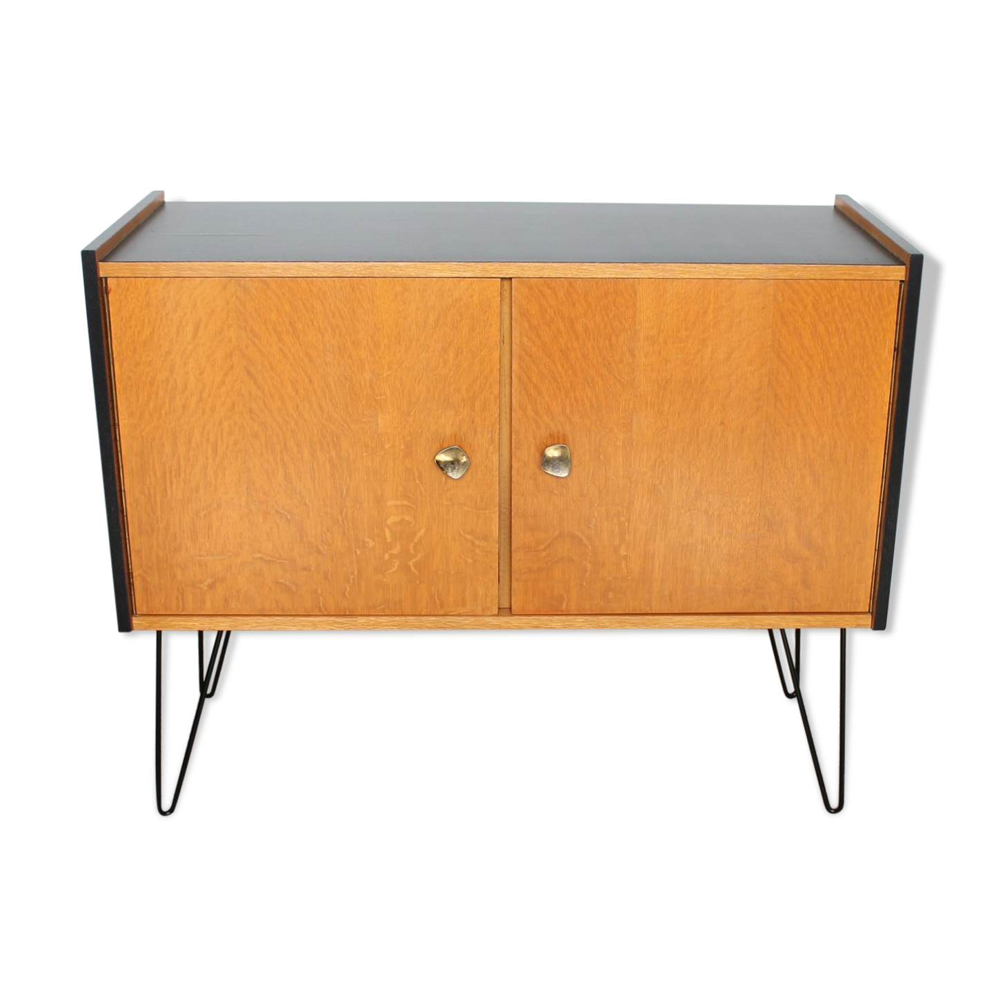 Buffet down vintage needle feet