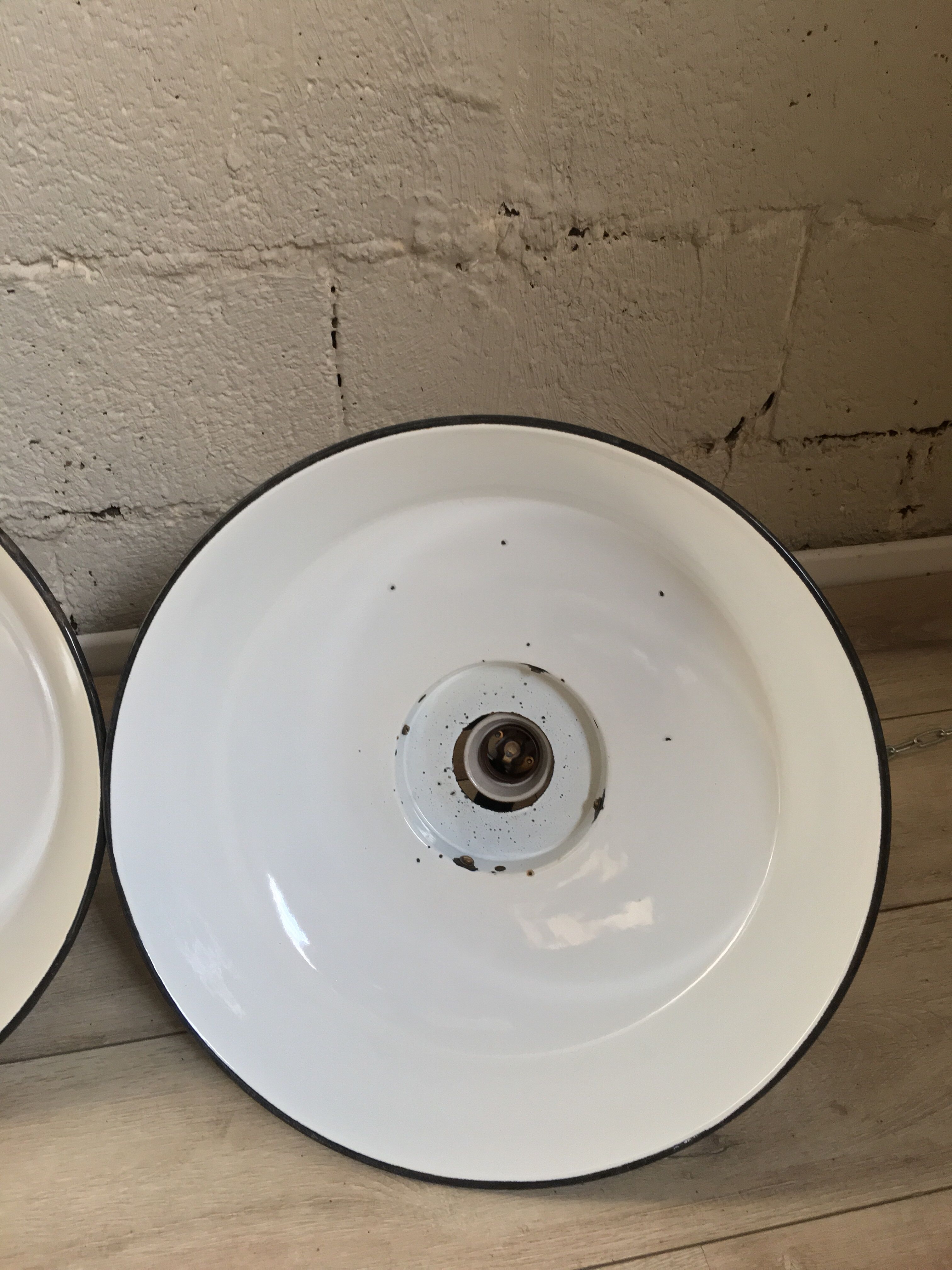 Série de 4 lampes émaillées industrielles