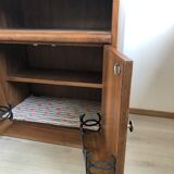 Simple and elegant 1950s bar