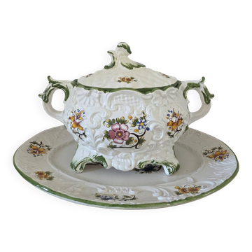 Soup tureen and serving dish, Italy Capodimonte