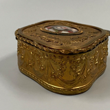 Boite a bijou bronze dore decor Louis XVI miniature porcelaine femme