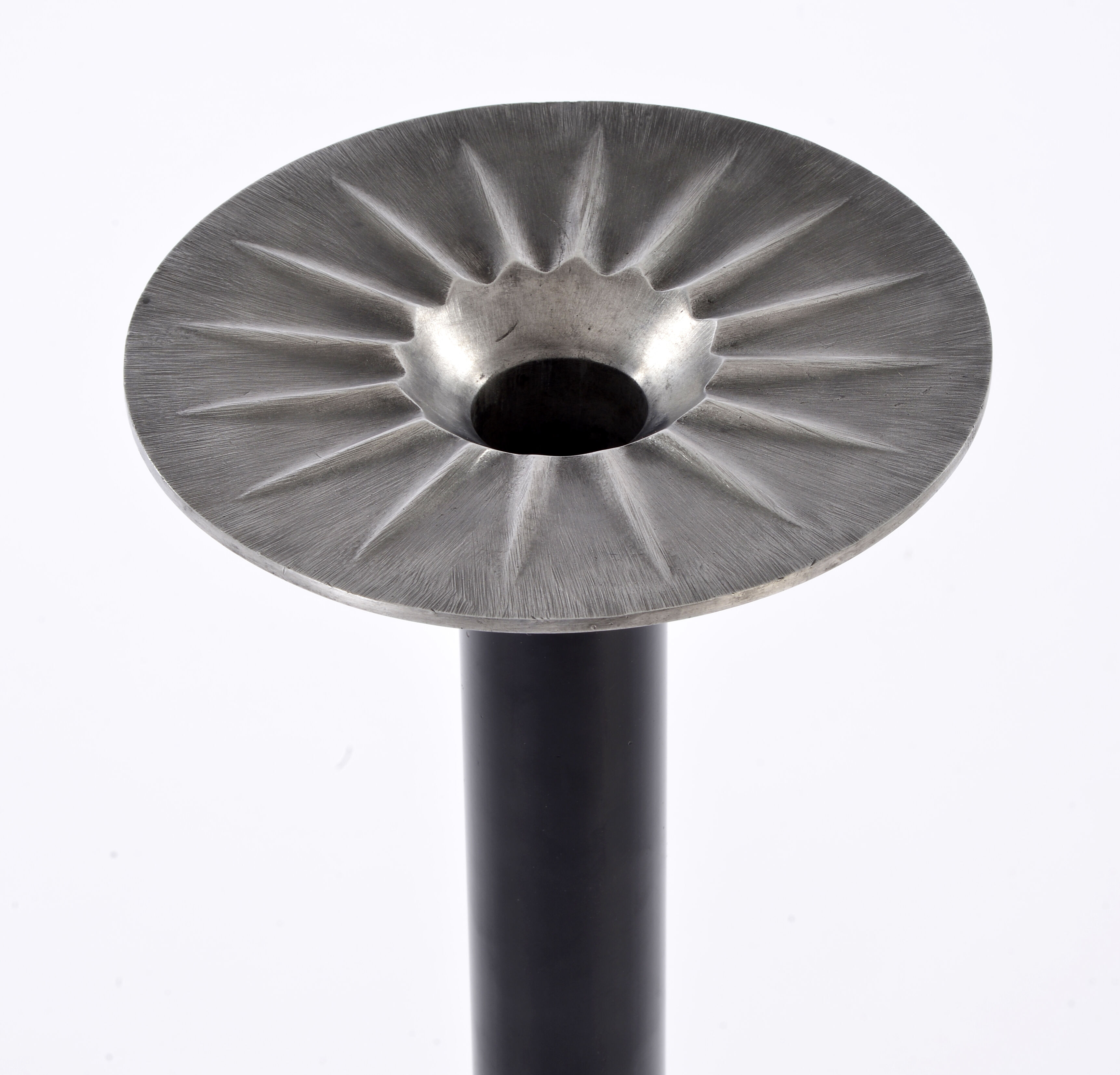 Standing ashtray