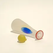 Carafe à motifs géométriques