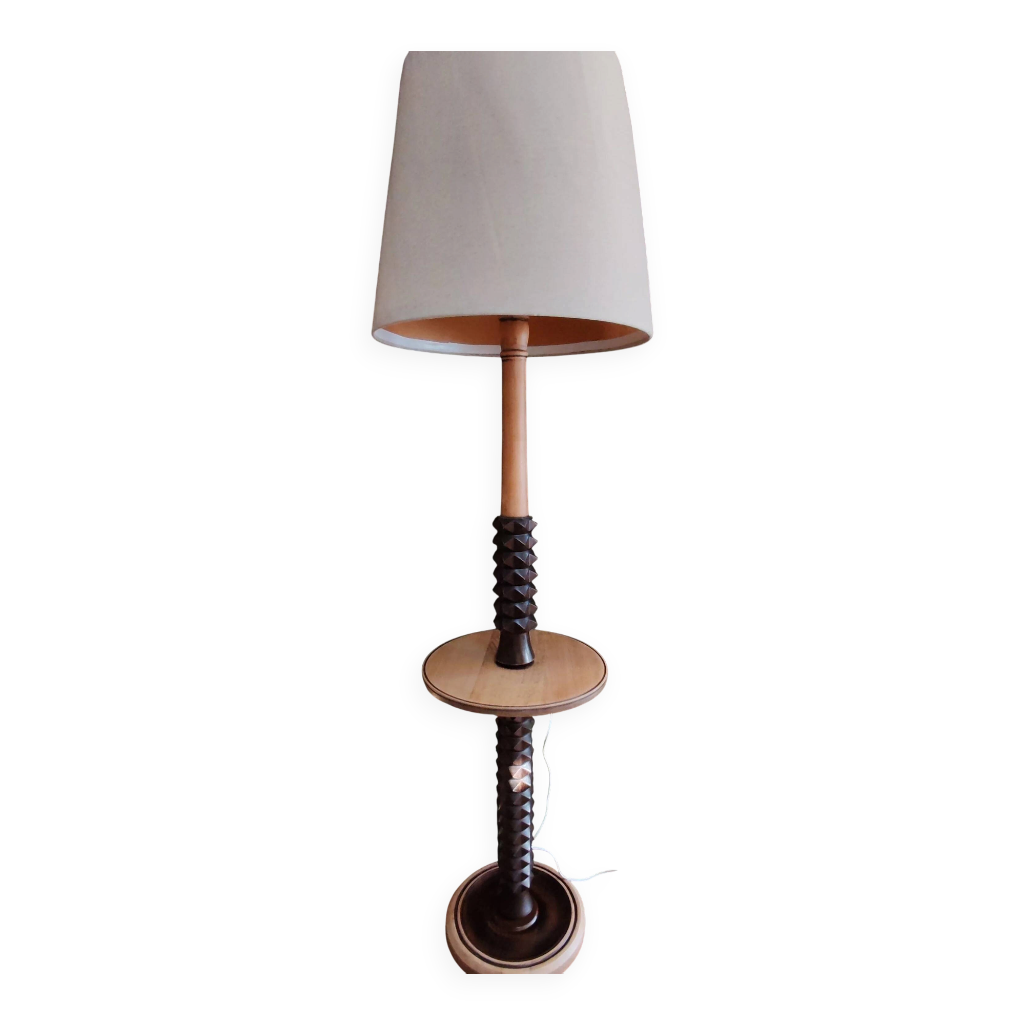 Floor lamp