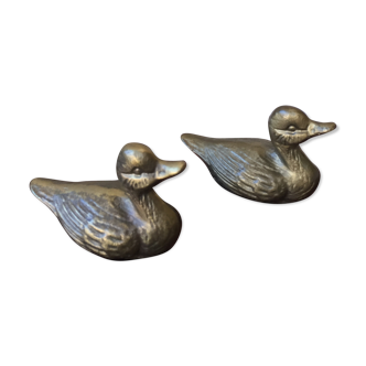 Pair of ducks brass paperweight