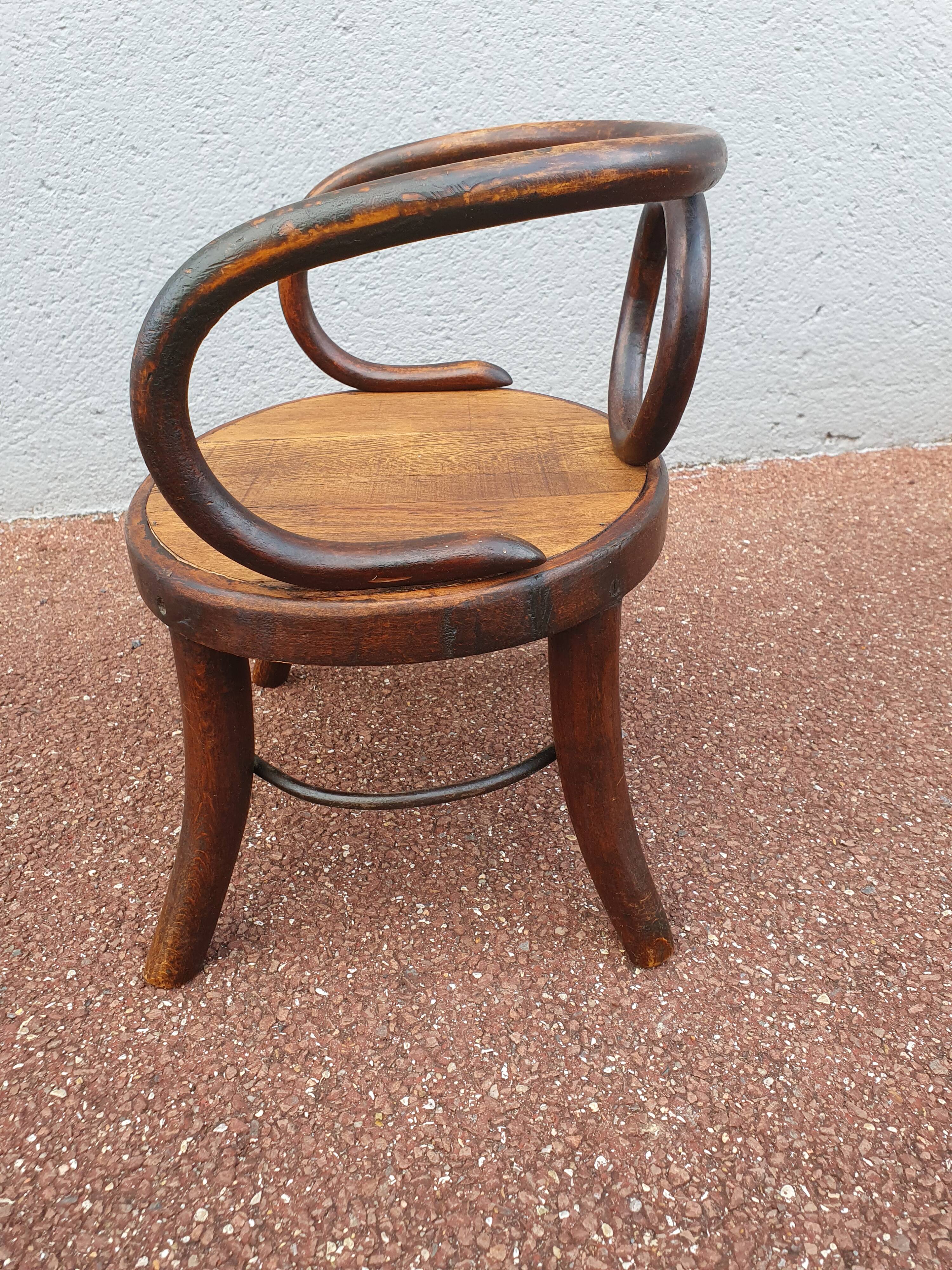 Petite chaise thonet
