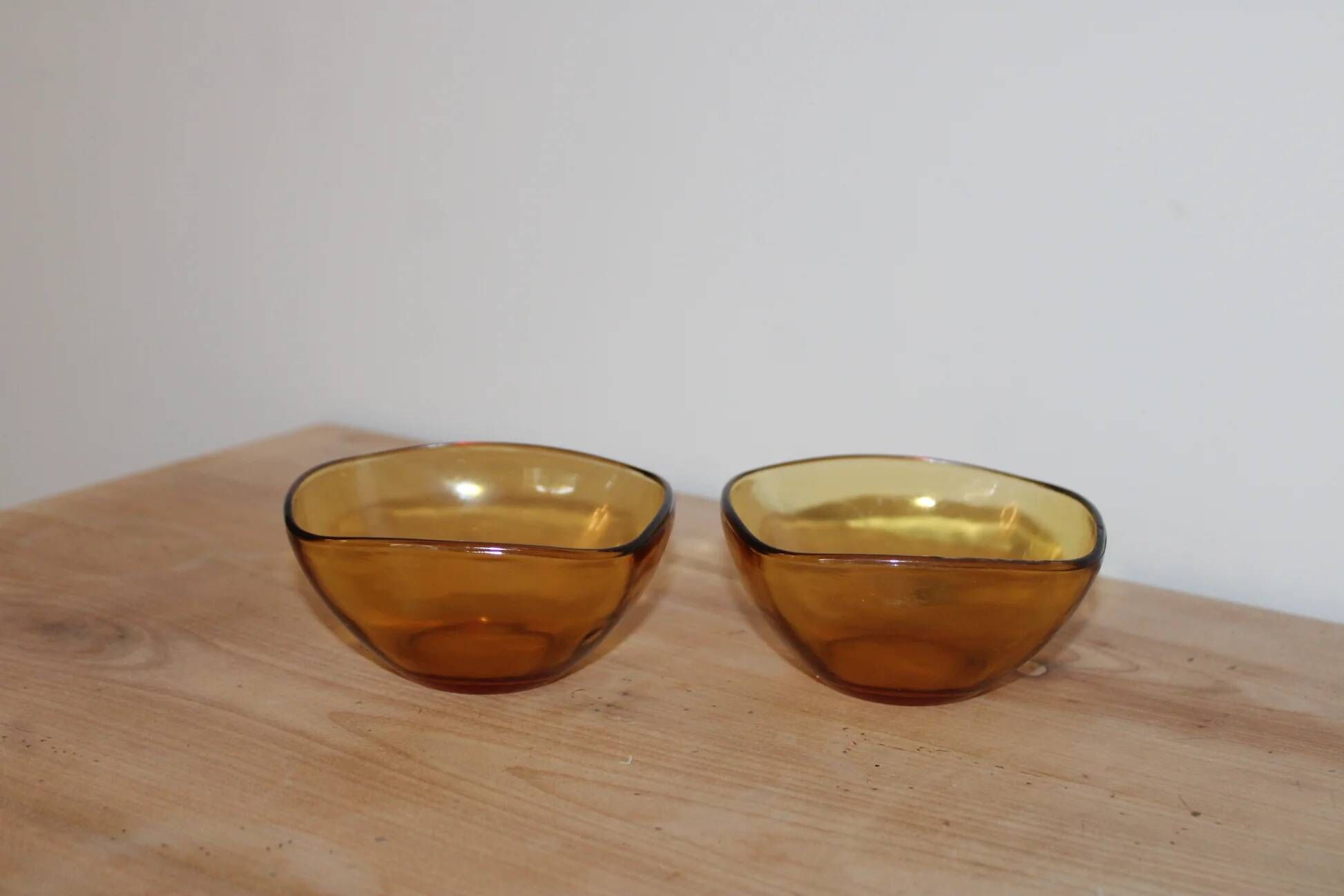 Set of 2 vintage amber glass ramekins – 1970s – Made in France