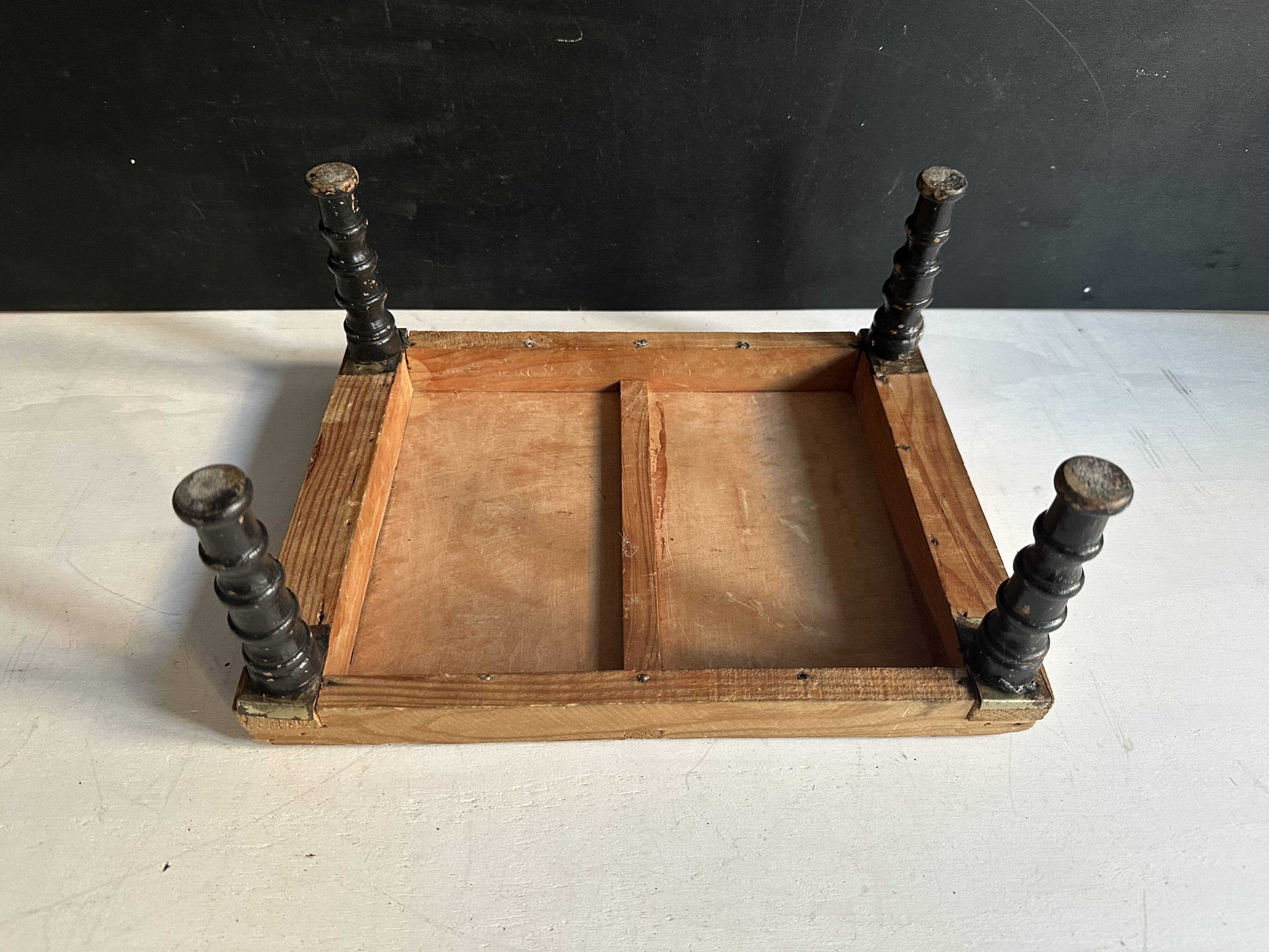 Antique Napoleon III footstool in turned blackened wood – 19th century