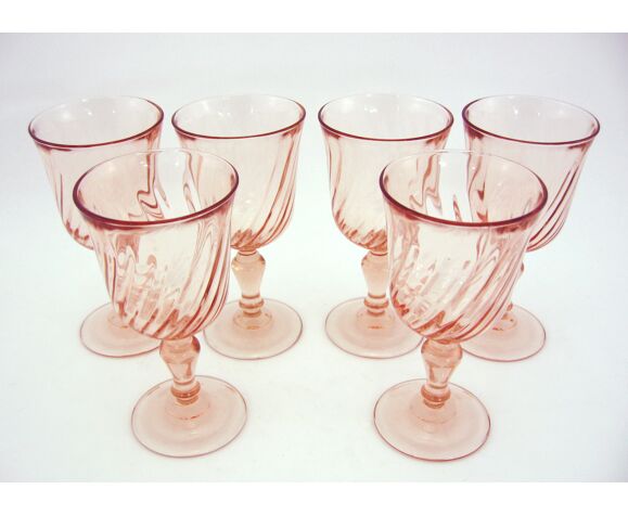 6 Stemmed Glasses In Powder Pink Twisted Glass Rosaline Luminarc Arcoroc France Vintage 80s Selency 6 Stemmed Glasses In Powder Pink Twisted Glass Rosaline Luminarc Arcoroc France Vintage 80s Selency
