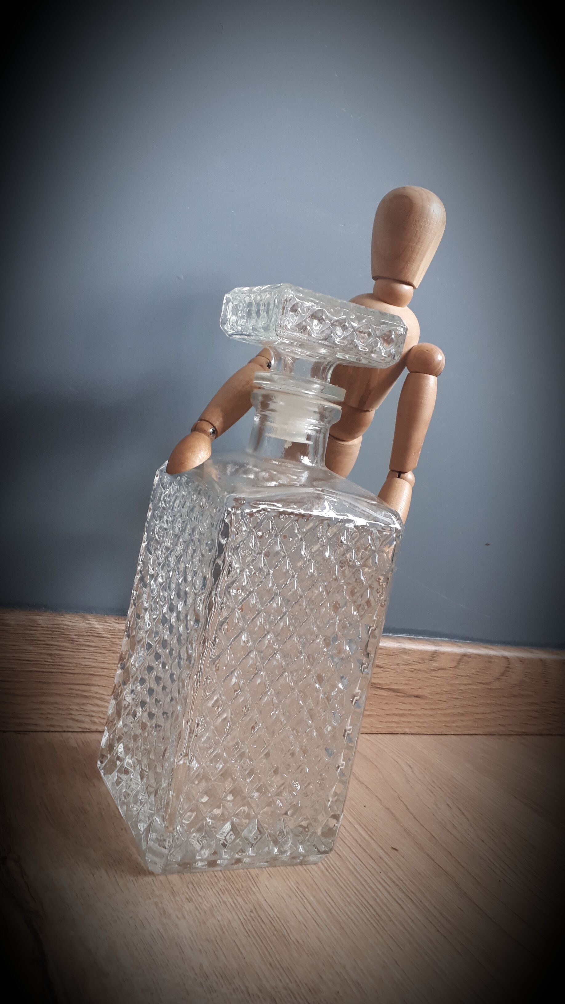 Square whisky carafe