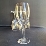 Red wine glasses