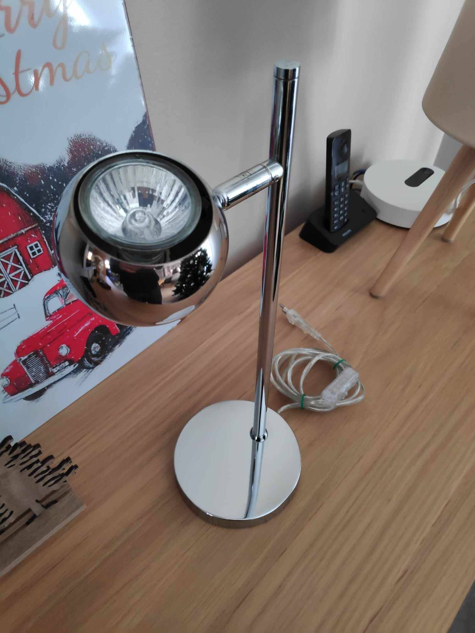 Agemob International eyeball type lamp