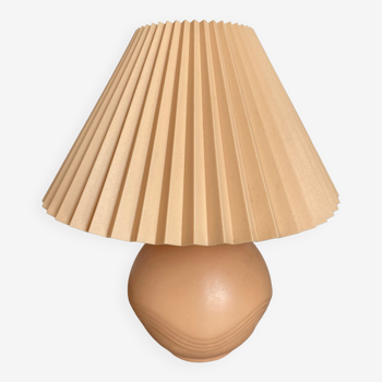 Pleated bedside lamp