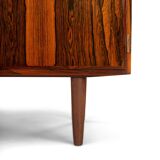 Buffet en placage de bois de rose par Carlo Jensen pour Hundevad & Co, années 1960