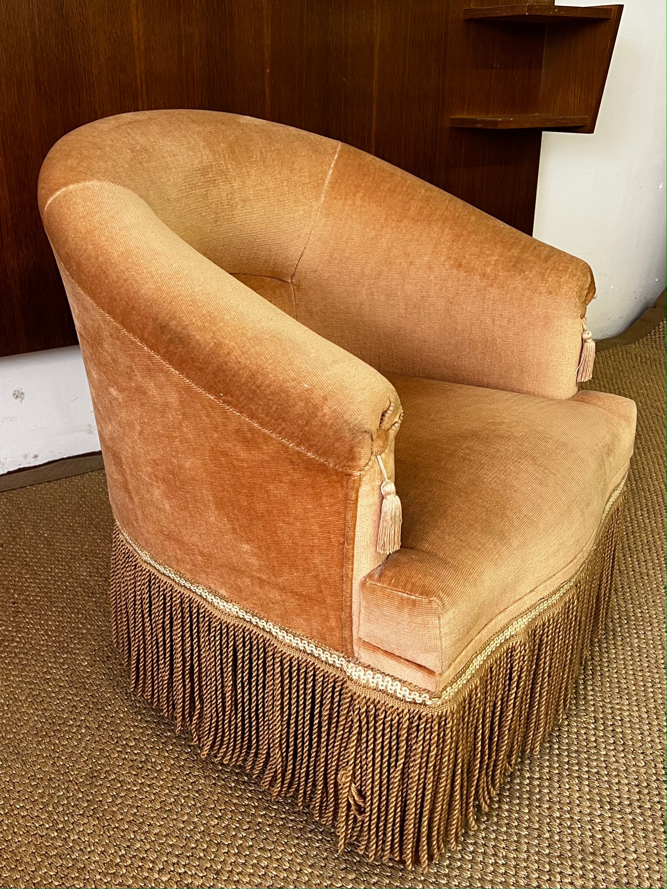 Yellow velvet toad armchair