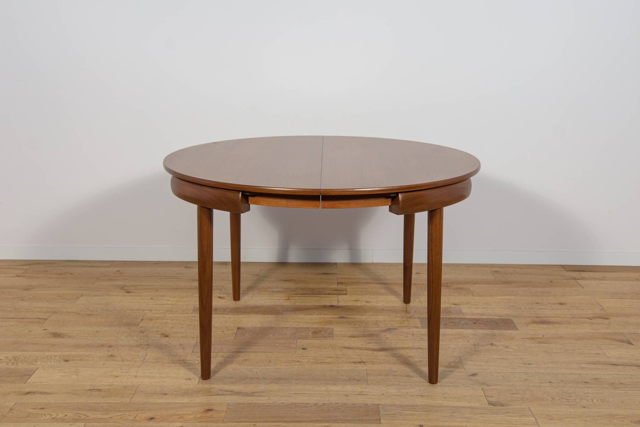 Mid-Century Teak Dining Table & Chairs by Hans Olsen for Frem Røjle.
