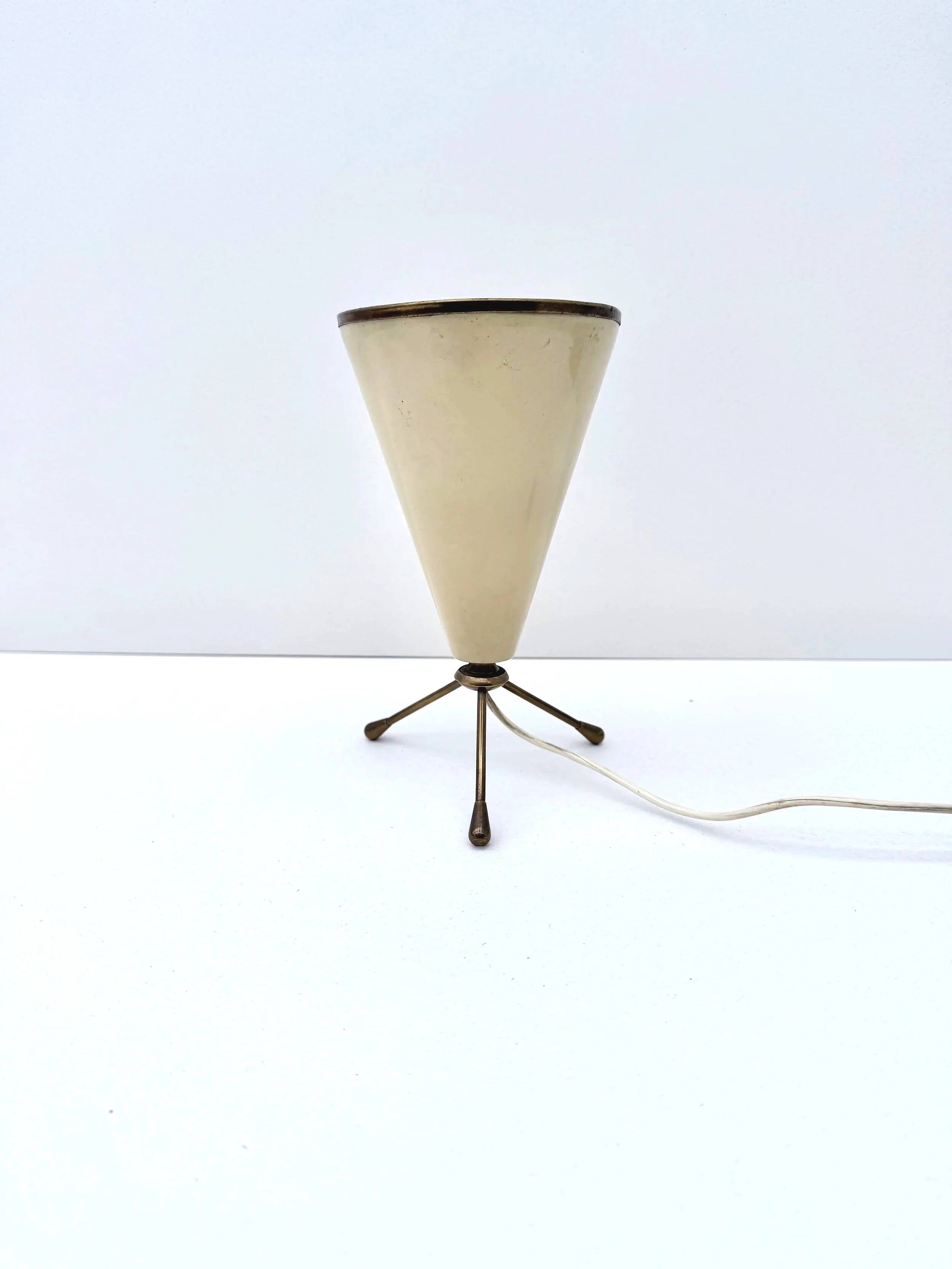 Conical tripod lamp in metal, Italy 1950