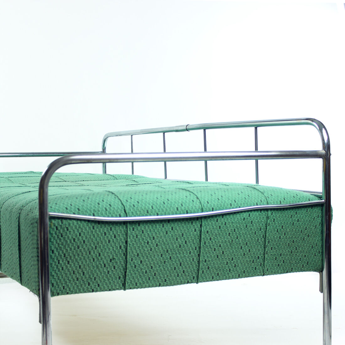 Bauhaus daybed in bent chrome, czechoslovakia 1940s