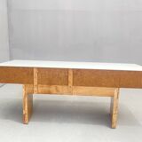 Console basse vintage en bois avec verre opalin, 1960