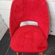 chaise moumoute vintage rouge