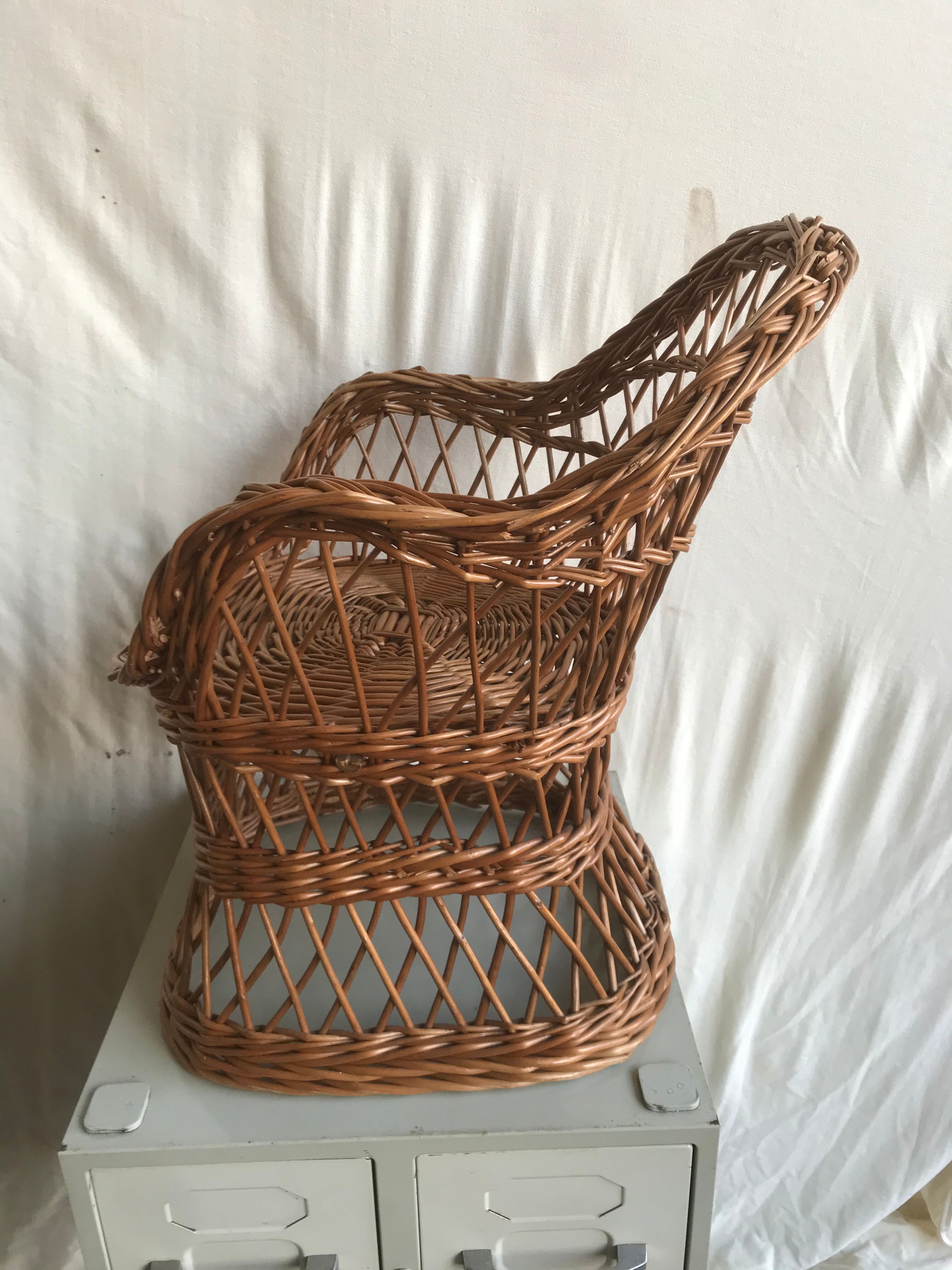 Ancien fauteuil enfant osier tressé vintage