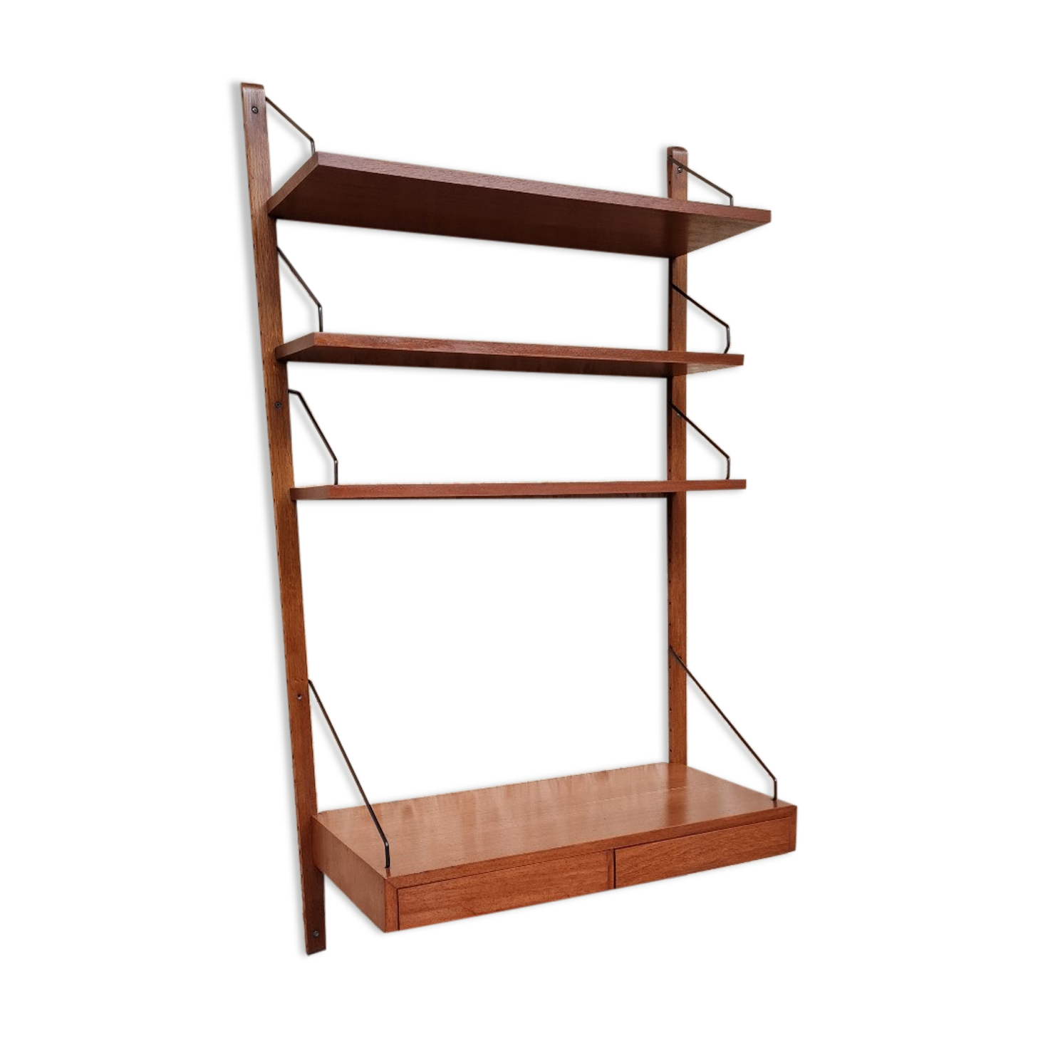 Cadovius Poul wall system