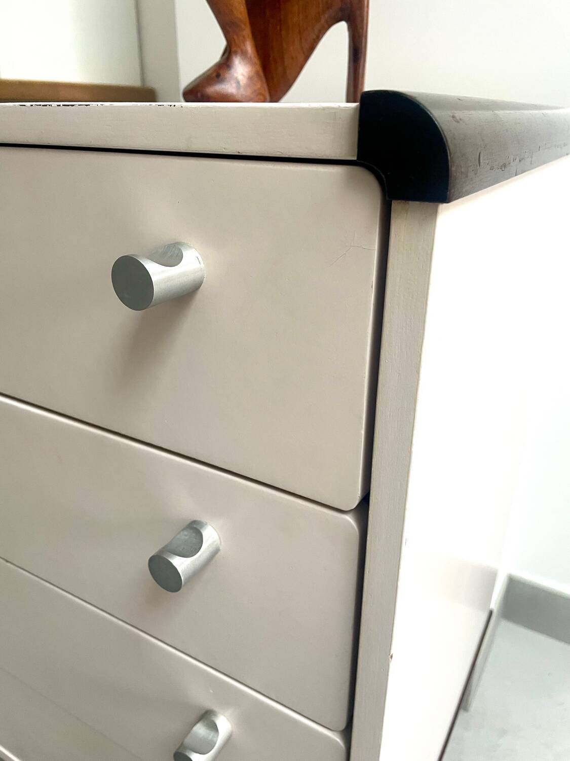 Small tulip-shaped chest of drawers 1970 Gauthier