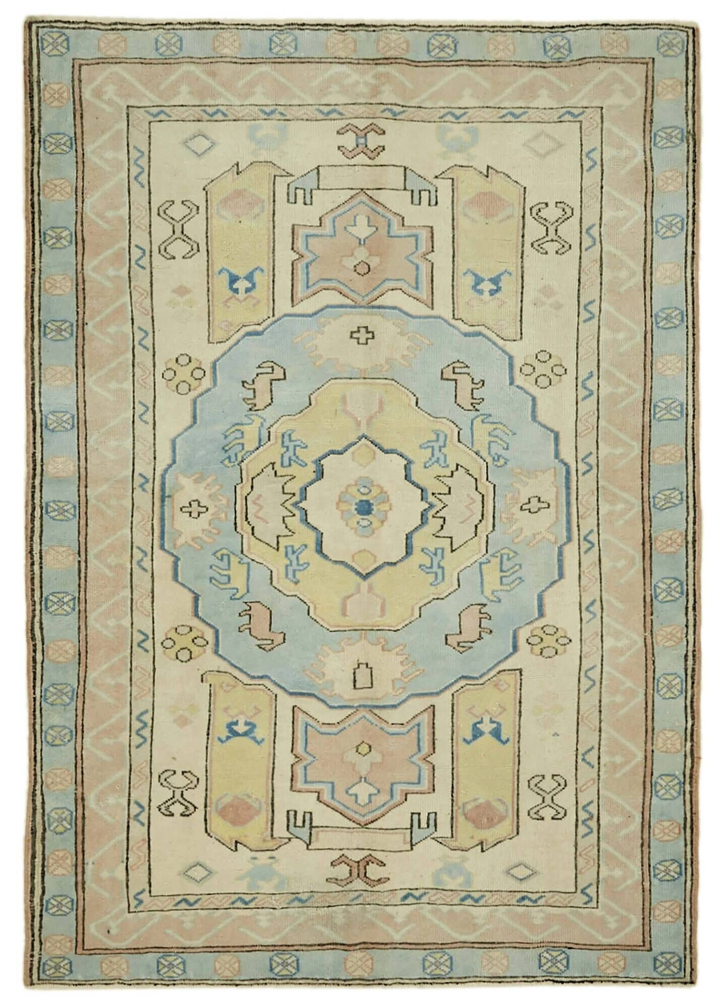 Turkish Vintage Anatolian Rug 140 cm x 191 cm
