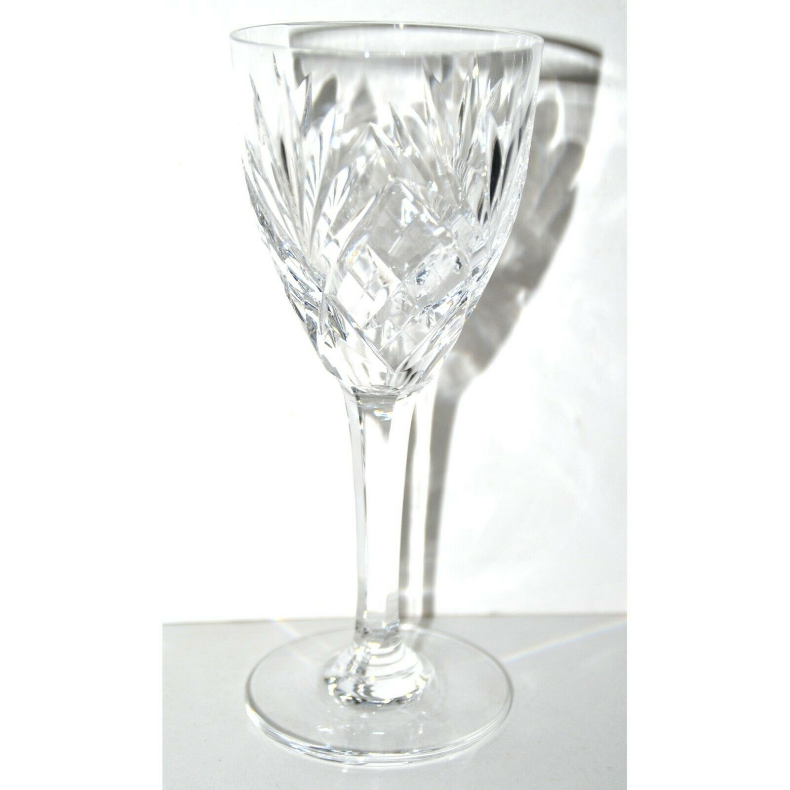 Series of 6 Chantilly wine glasses in Saint-Louis crystal signed