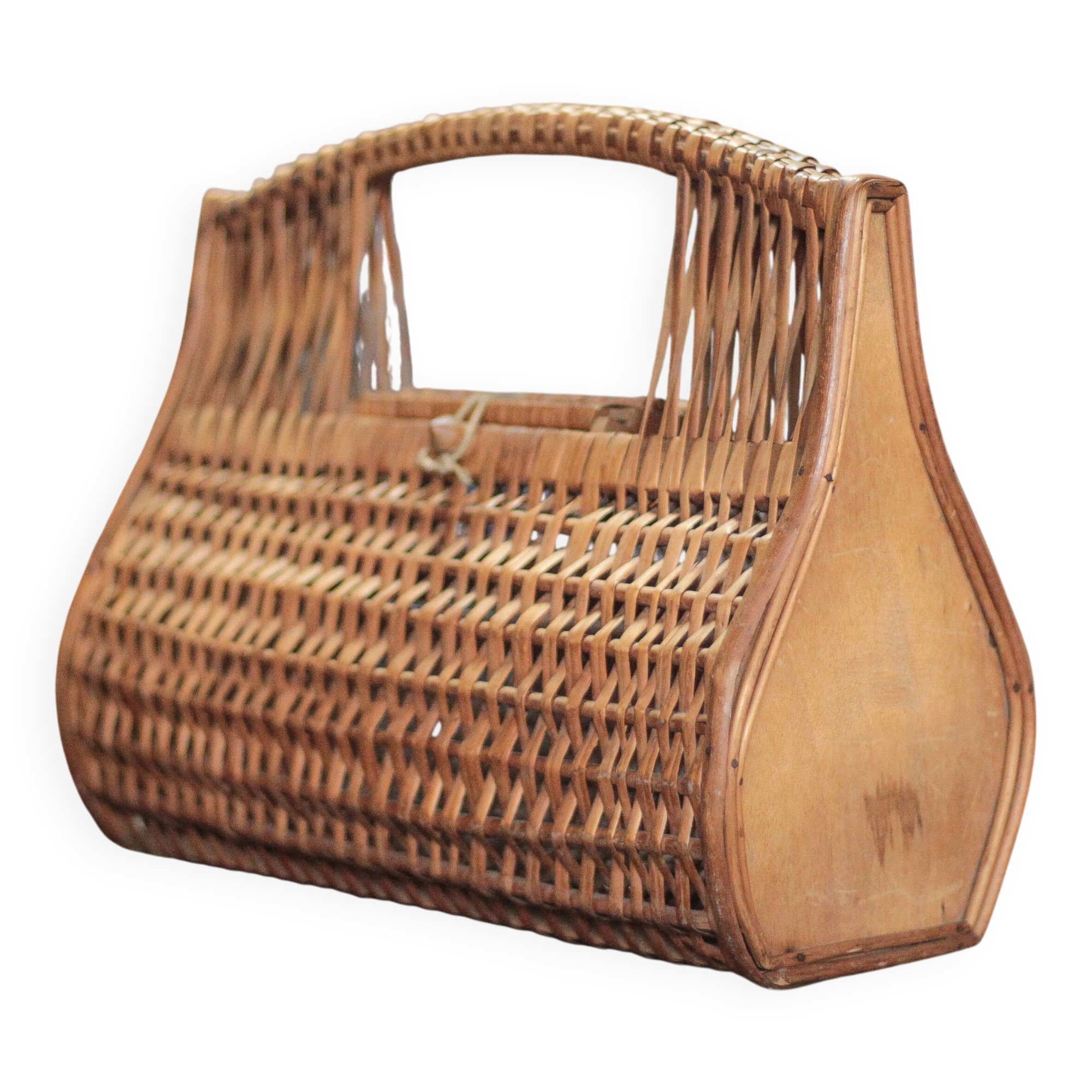 Vintage wicker basket, messenger bag, woven basket, countryside