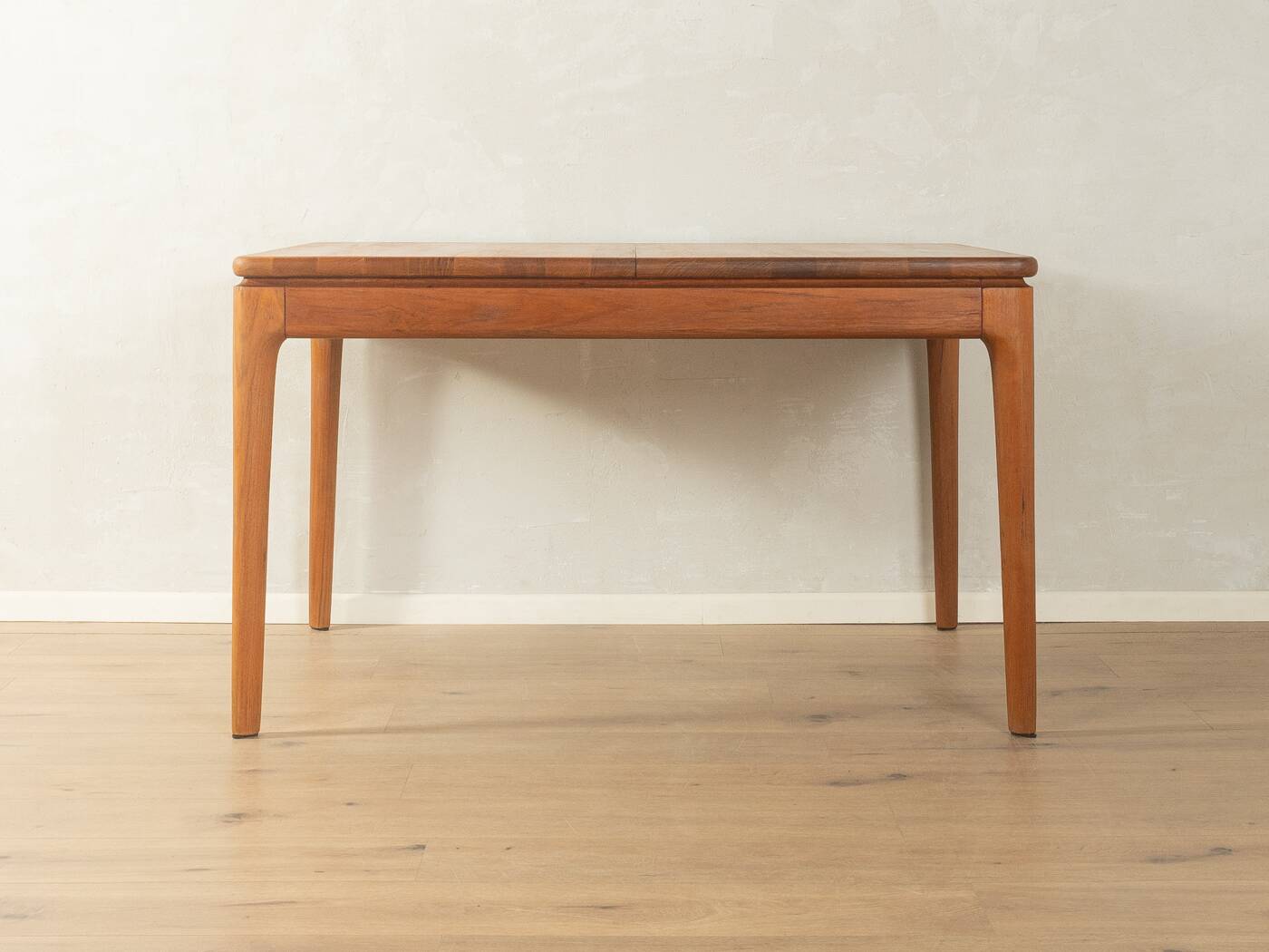 Glostrup Møbelfabrik | Grete Jalk – Extendable dining table, 1960s, teak