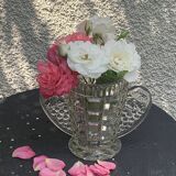 Angel wings vase, in transparent glass with art deco relief pattern